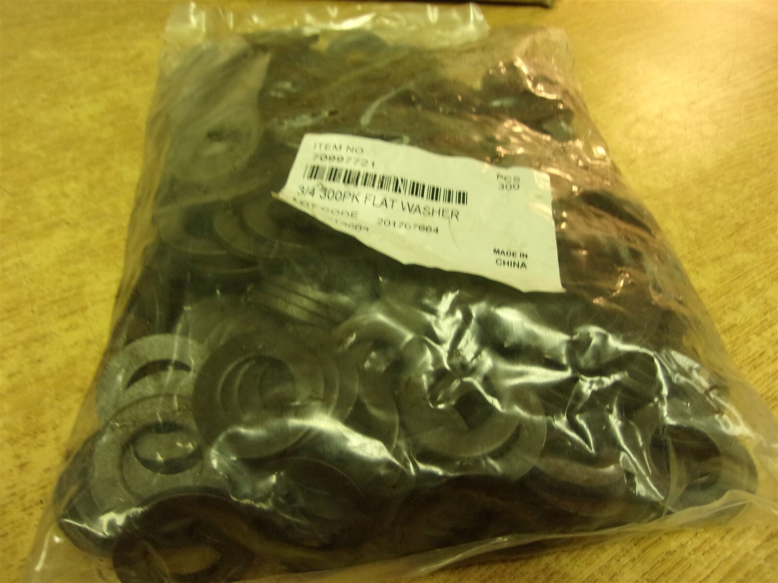 NEW Lot of 300 Flat Black 3/4″ Washers *FREE SHIPPING*