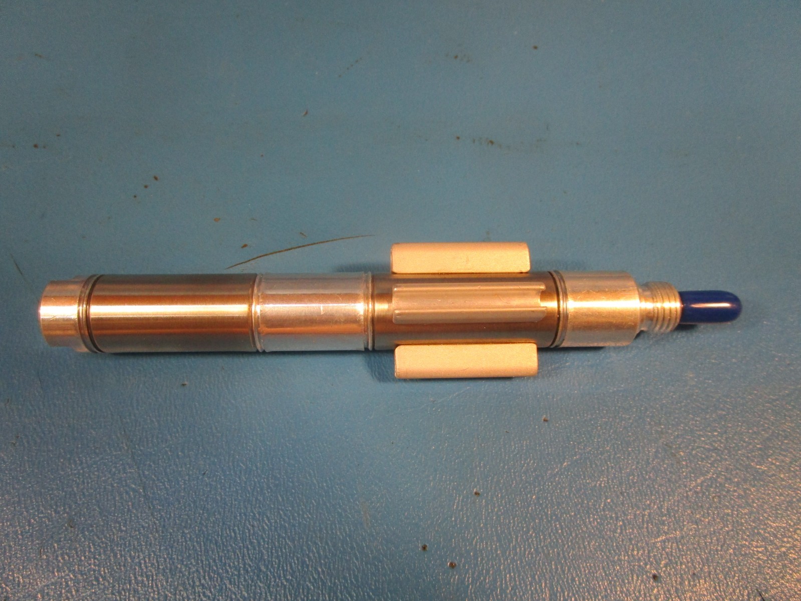 BIMBA M-020.3/0.15-DT2T3T, Double-acting 3-position pneumatic air cylinder