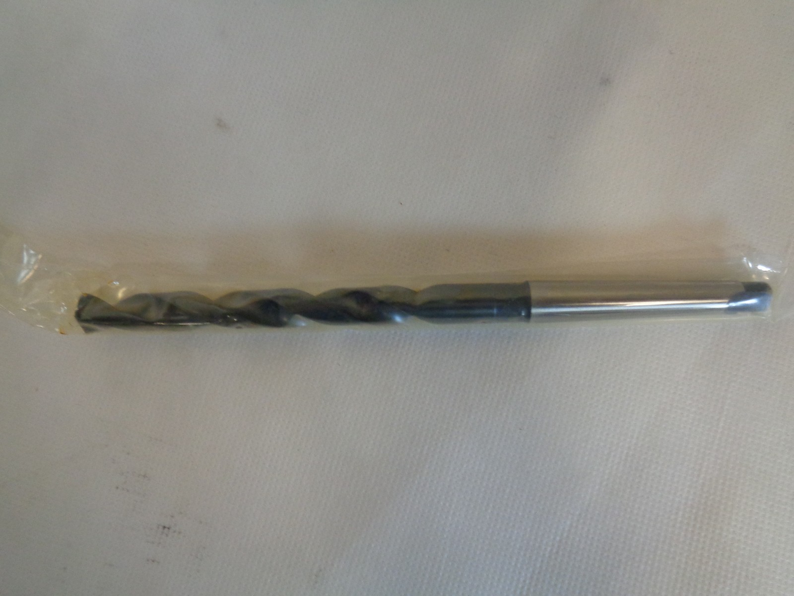 NEW NACHI MT.NO.1 29/64 TAPER SHANK DRILL