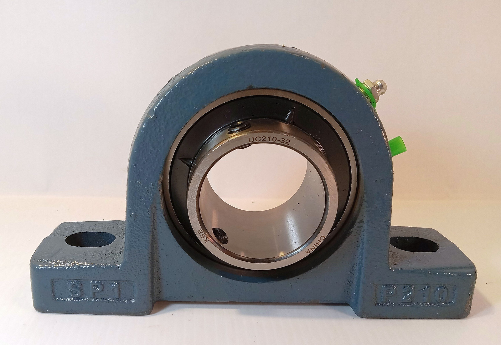 1 NEW SP1 P210 2 BOLT PILLOW BLOCK W/ KSS UC210-32 BEARING NNB ***MAKE OFFER***