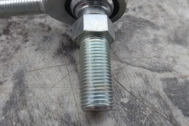 QA1 NMR8S 10 Pk 1/2 In Bore Dia 1-1/4 In Head Outside Dia Spherical Rod End (BW)