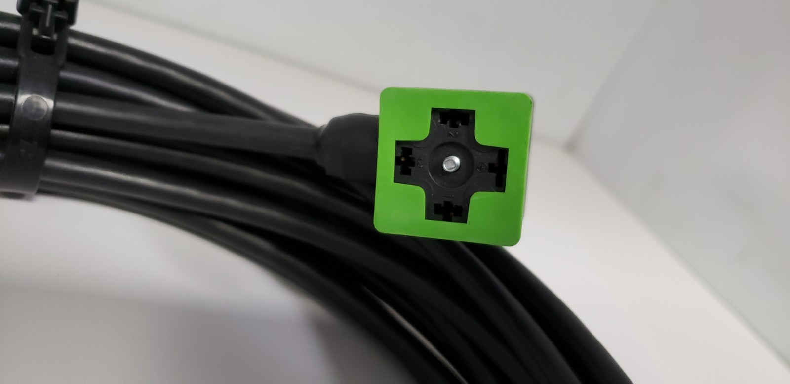 MURR ELEKTRONIK OUTPUT MODULE, 24VDC 4A, APPROX 24′ CABLE