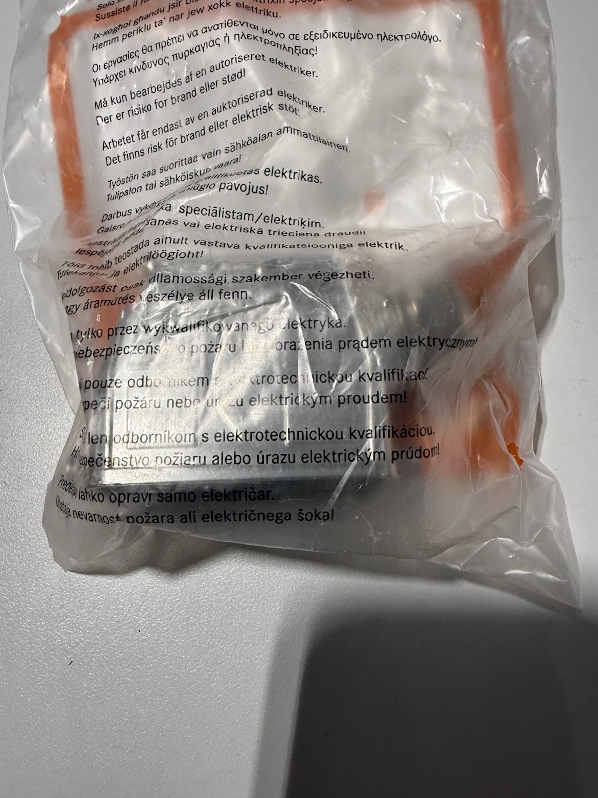 LAPP 70250203 EPIC ULTRA H-B 6 TS LB 6-13 Side Entry Hood *NEW SEALED*