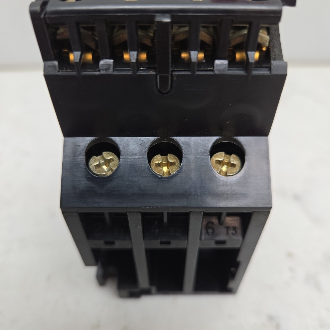 Telemecanique LR1-D09 314 Overload Relay 7-10A 690V 3-Pole LRD09314