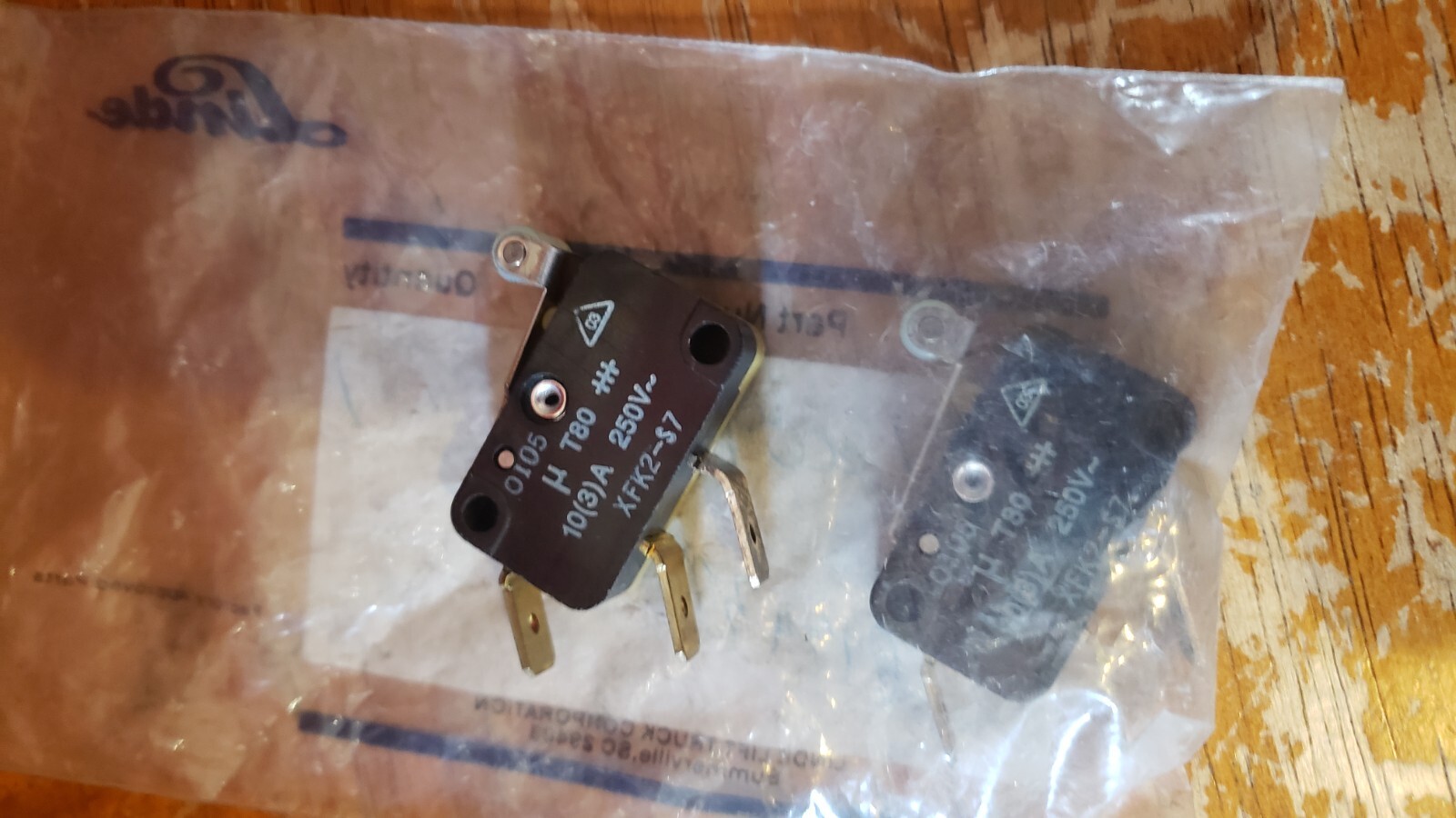 NEW LOT of 8 Vintage Switches roller Snap # BZ-2RL 2 / XFK2 V7-3S17D8 D2VW-01L1