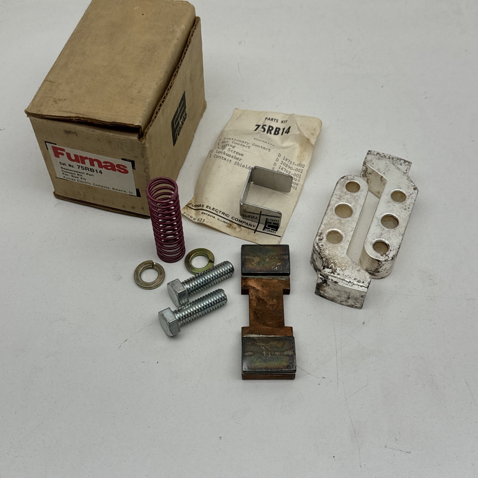 Furnas 75RB14 OEM Replacement Contact Set, Vertical Type Size 4-1/2 Power Pole
