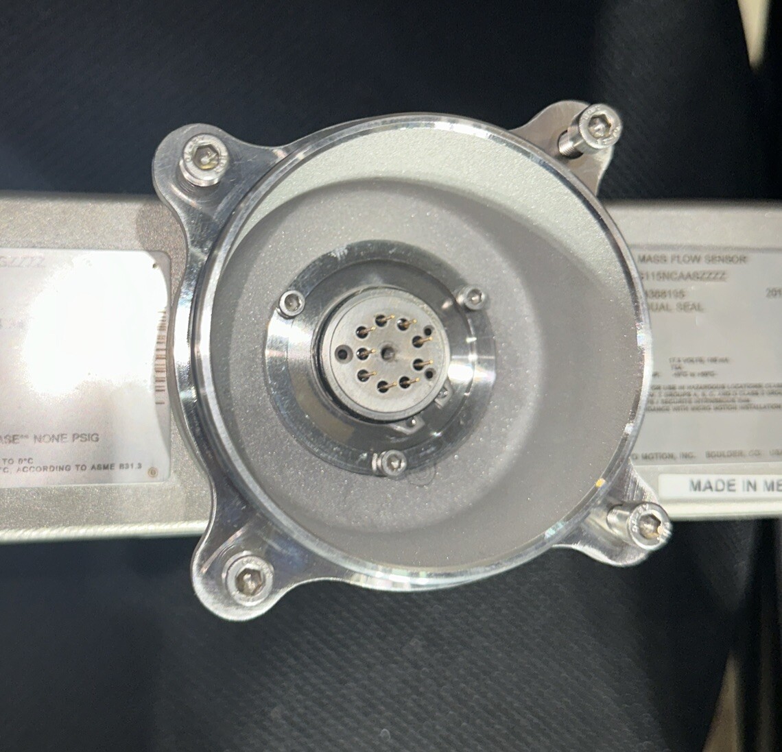 NEW OLD STOCK MICRO MOTION R025S115NCAASZZZZ 1/2″ 600 Sensor Only.