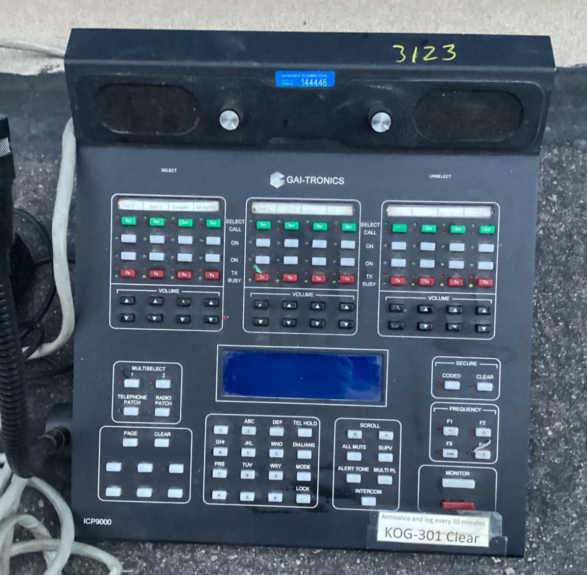 Gai-Tronics ICP9000 Multi-Channel Consle Model ICP9012A (Powers On)