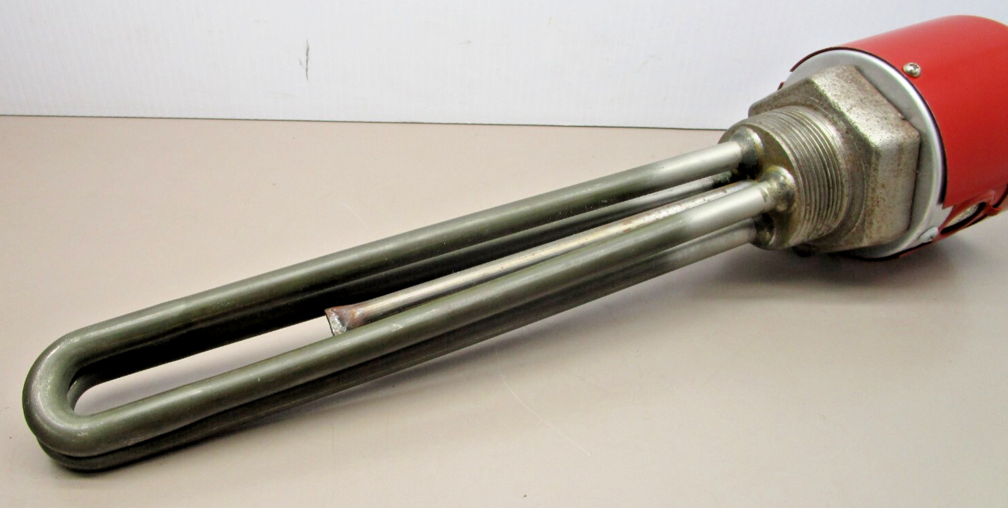 Chromolox ARMTO-2155TXX 12″ Immersion Heater 1PH 120V 1500W 2″ NPT Threads