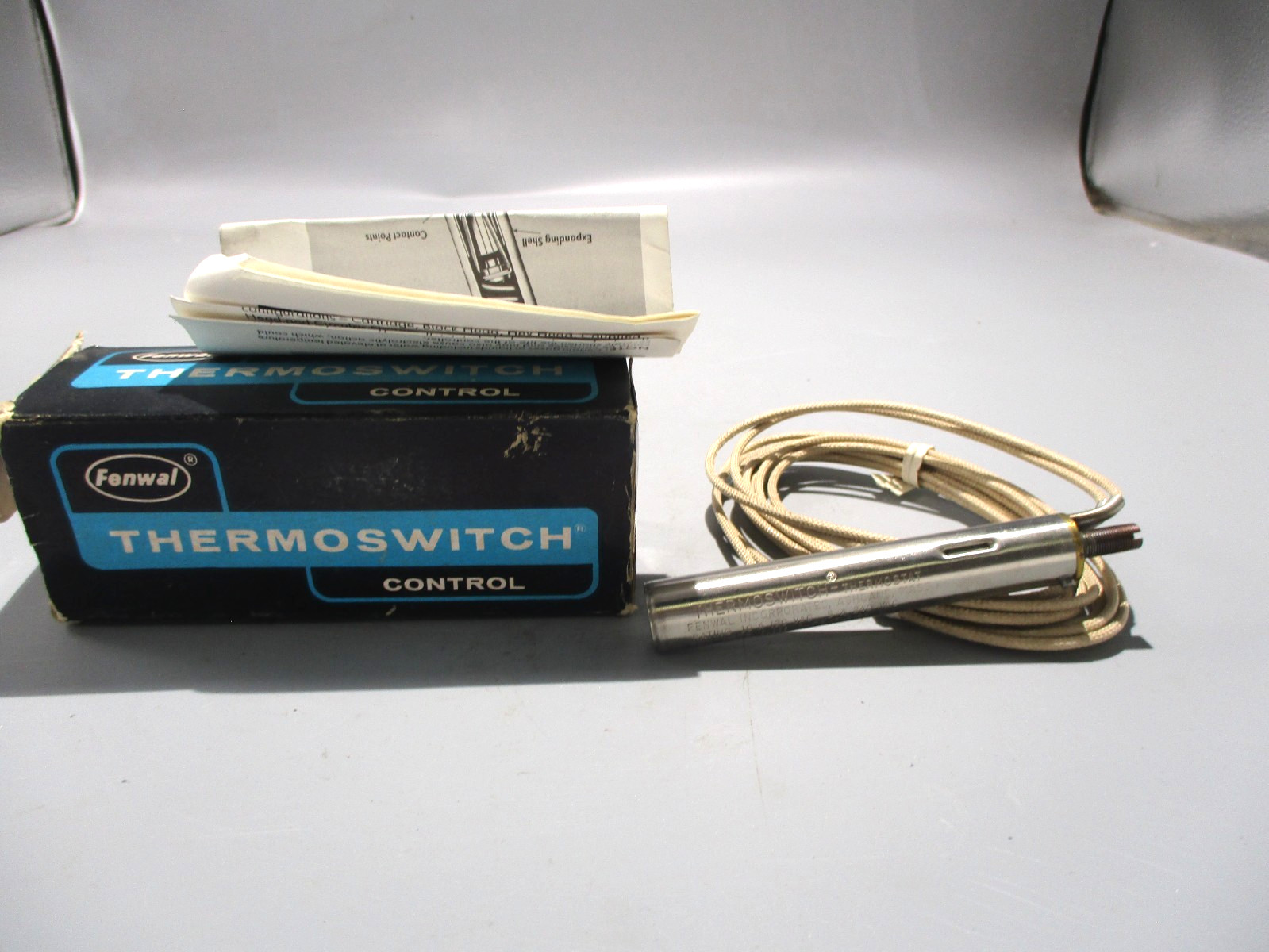 NEW FENWAL 17023-0 THERMOSWITCH