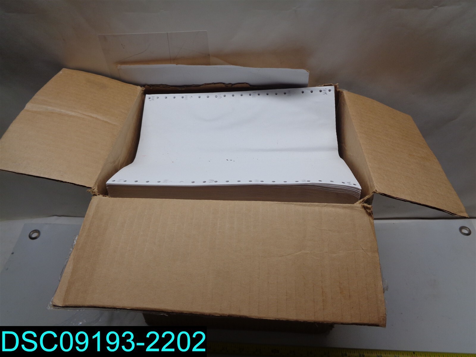 KA BA XIONG White Perforation Edge Continuous Form Paper KBX2029 4″X5″X7″QBT4729