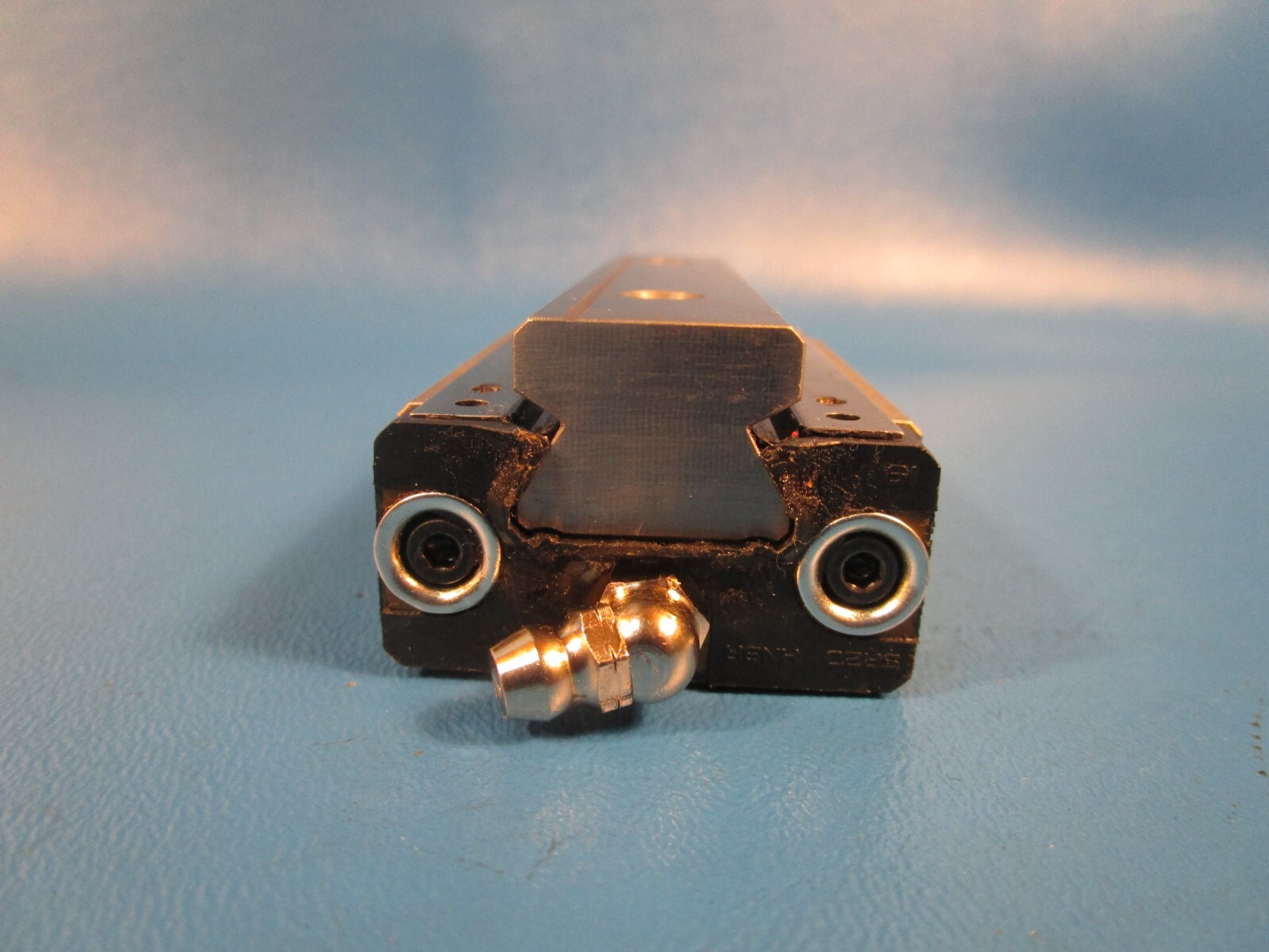 THK SR20W1SS C1 + 100L, One SR20W Linear Guide Block on a 100mm Rail