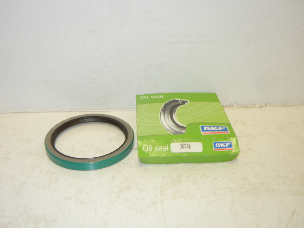SKF 36740 NEW OIL SEAL JOINT RADIAL 36740