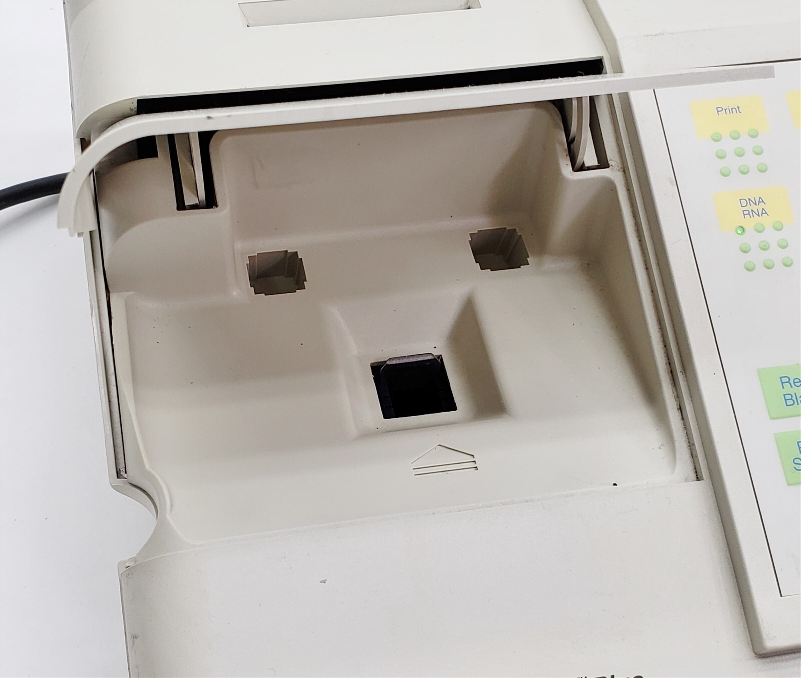 Bio-Rad BioRad SmartSpec Plus Benchtop UV/Visible Spectrophotometer 200-800nm