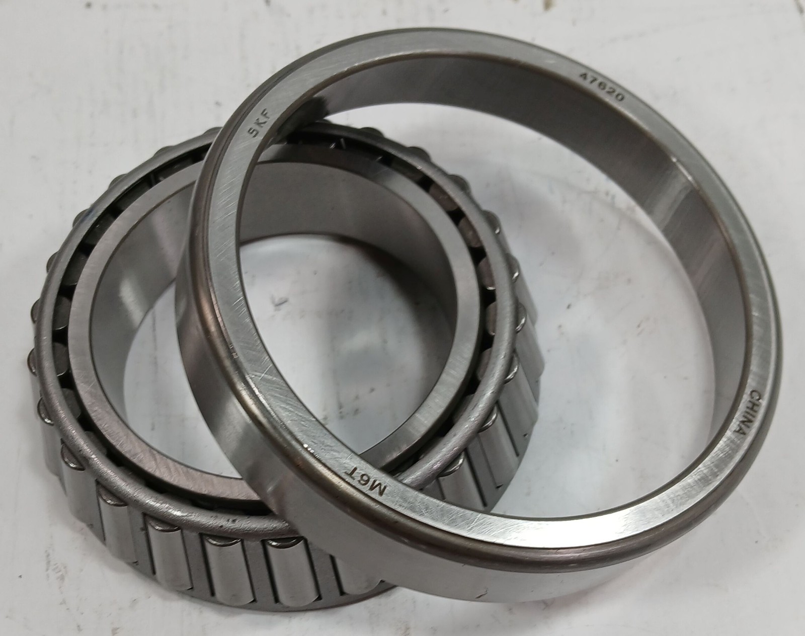 1 NEW SKF 47686/47620 TAPER ROLLER BEARING SET NNB ***MAKE OFFER***