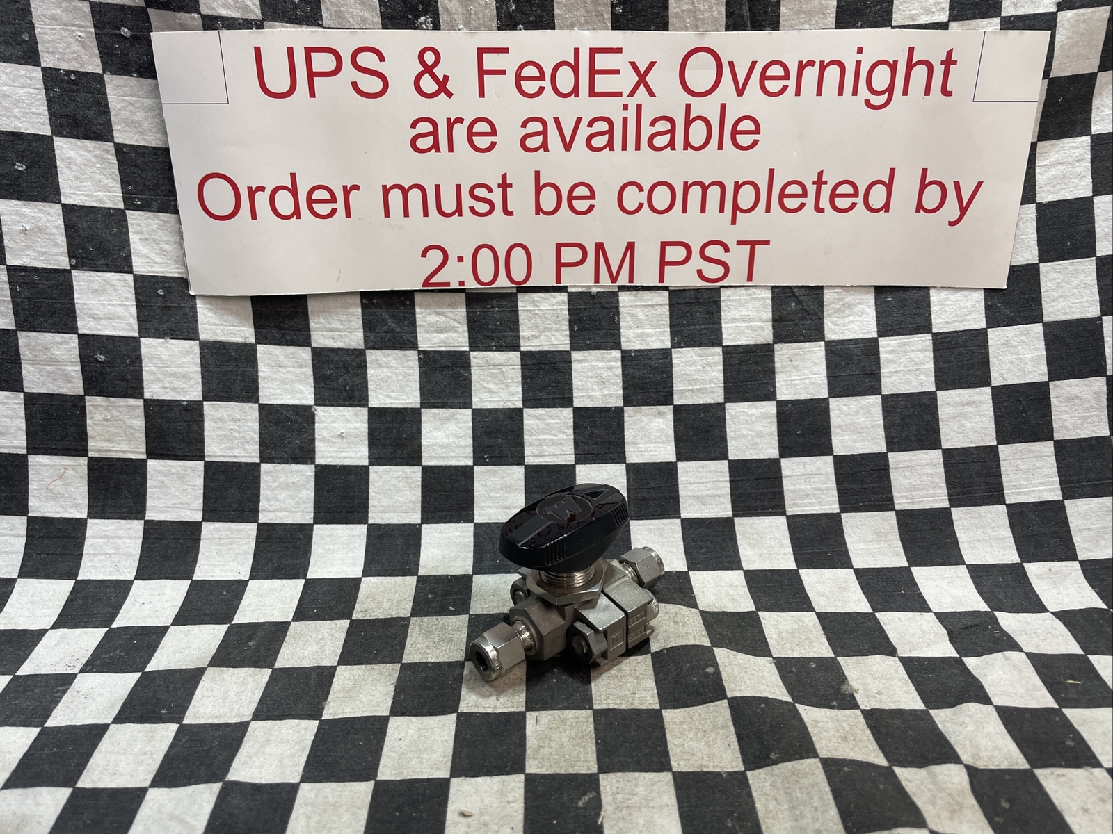 WHITEY Ball Valve 1/4”, SS-33VS4, SS33VS4, ShipSameDay #1374B5