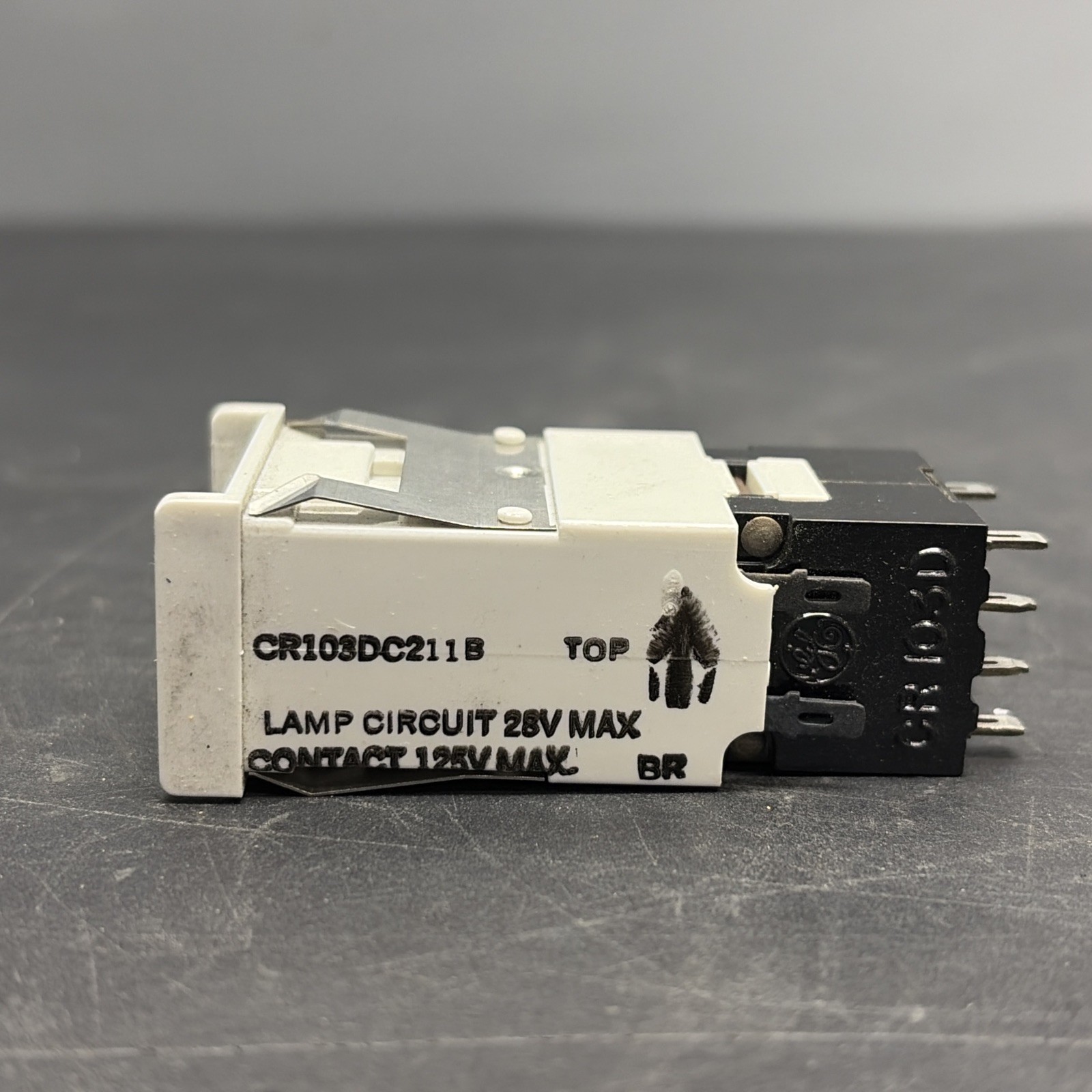 Nos General Electric CR103DC211B Lamp Circuit CR103D