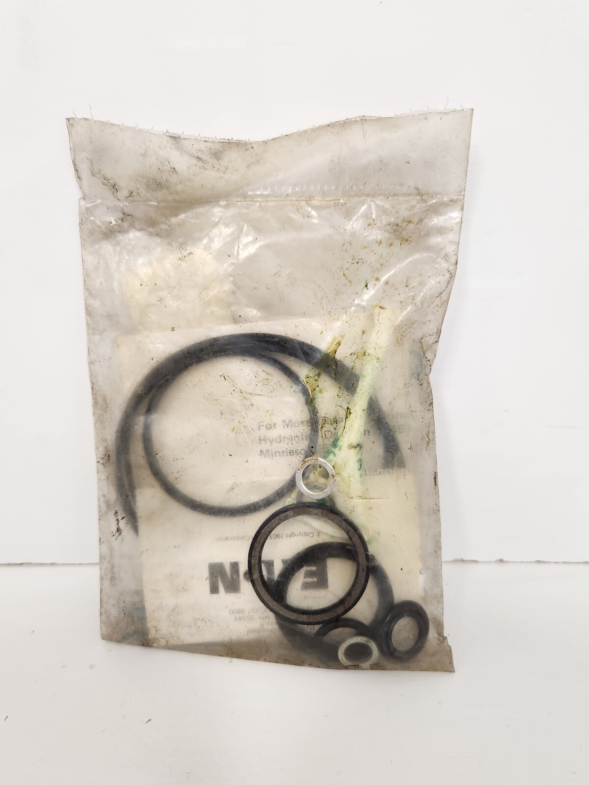 NEW IN BAG! CHAR-LYNN SEAL KIT 60023-000