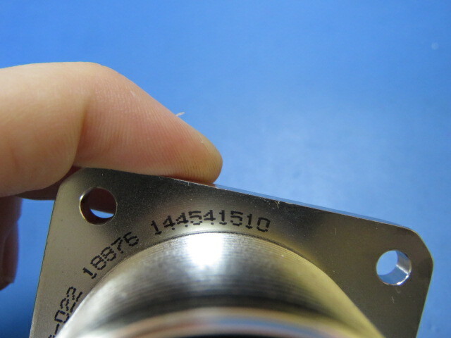 AMPHENOL MIS-20045/2-022 Qty of 1 per Lot CONNECTOR; 21-900167-001 Amphenol Ae