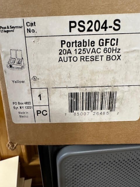 PASS & SEYMOUR # PS204-S PORTABLE GFCI AUTO RESET BOX 20A 125VAC 60HZ NEW IN BOX