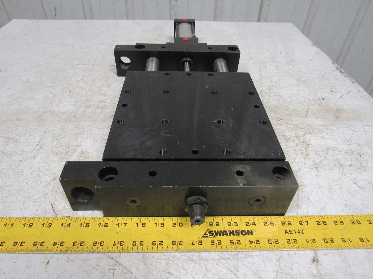PHD BS101X4D206 Pneumatic Linear Slide 10″x10″x2-3/4″ 4″ Stroke 150 PSI Max.