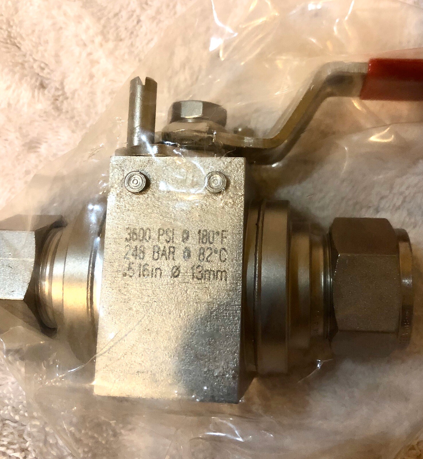 Swagelok Whitey Compression Fitting 3600 Psi SS-HW63PS12-RD-5061 *New Old Stock*