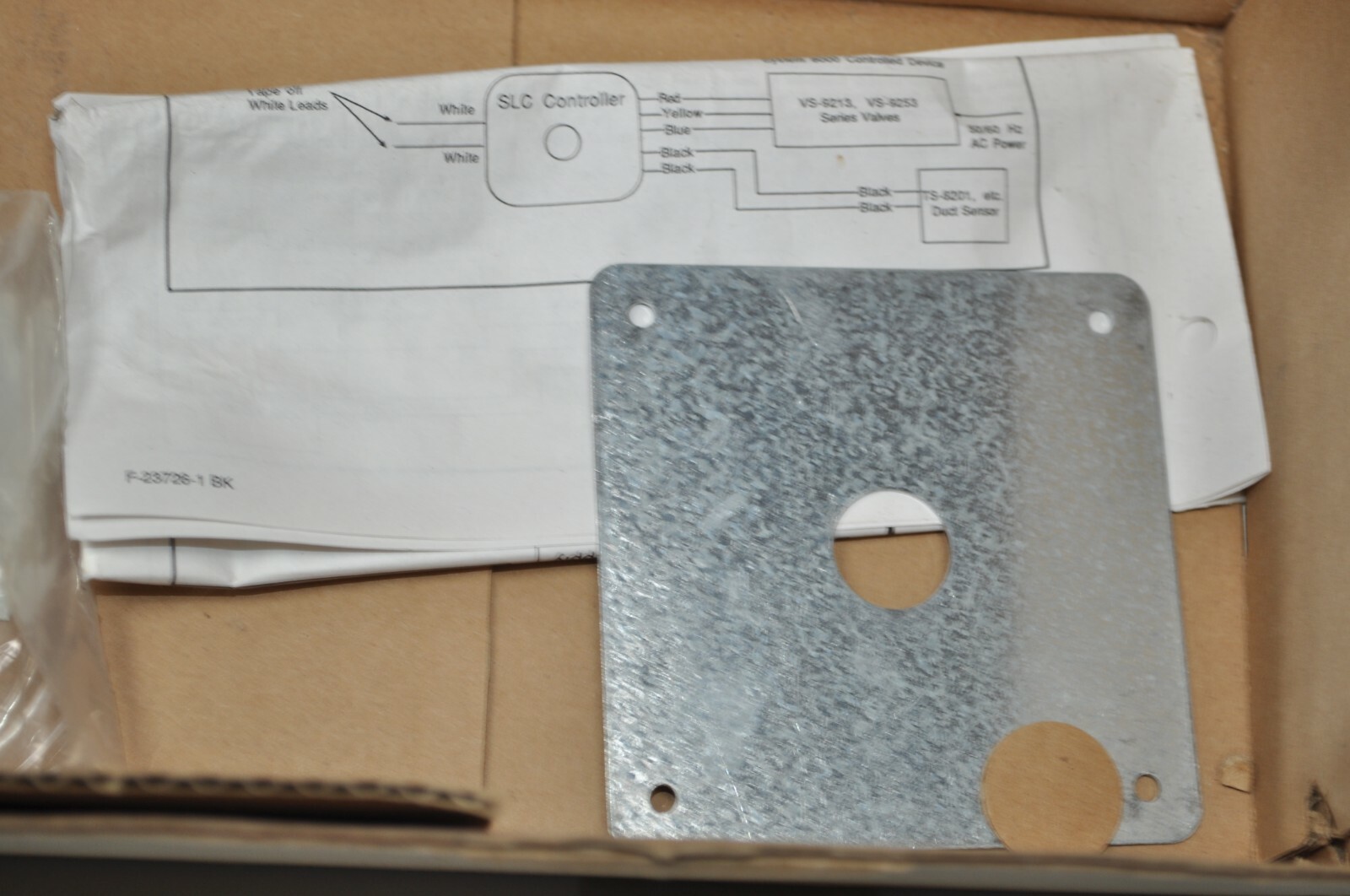 NEW INVENSYS T.A.C Proportional Temperature Controller 6″ Probe SLC-8324 0 0 1