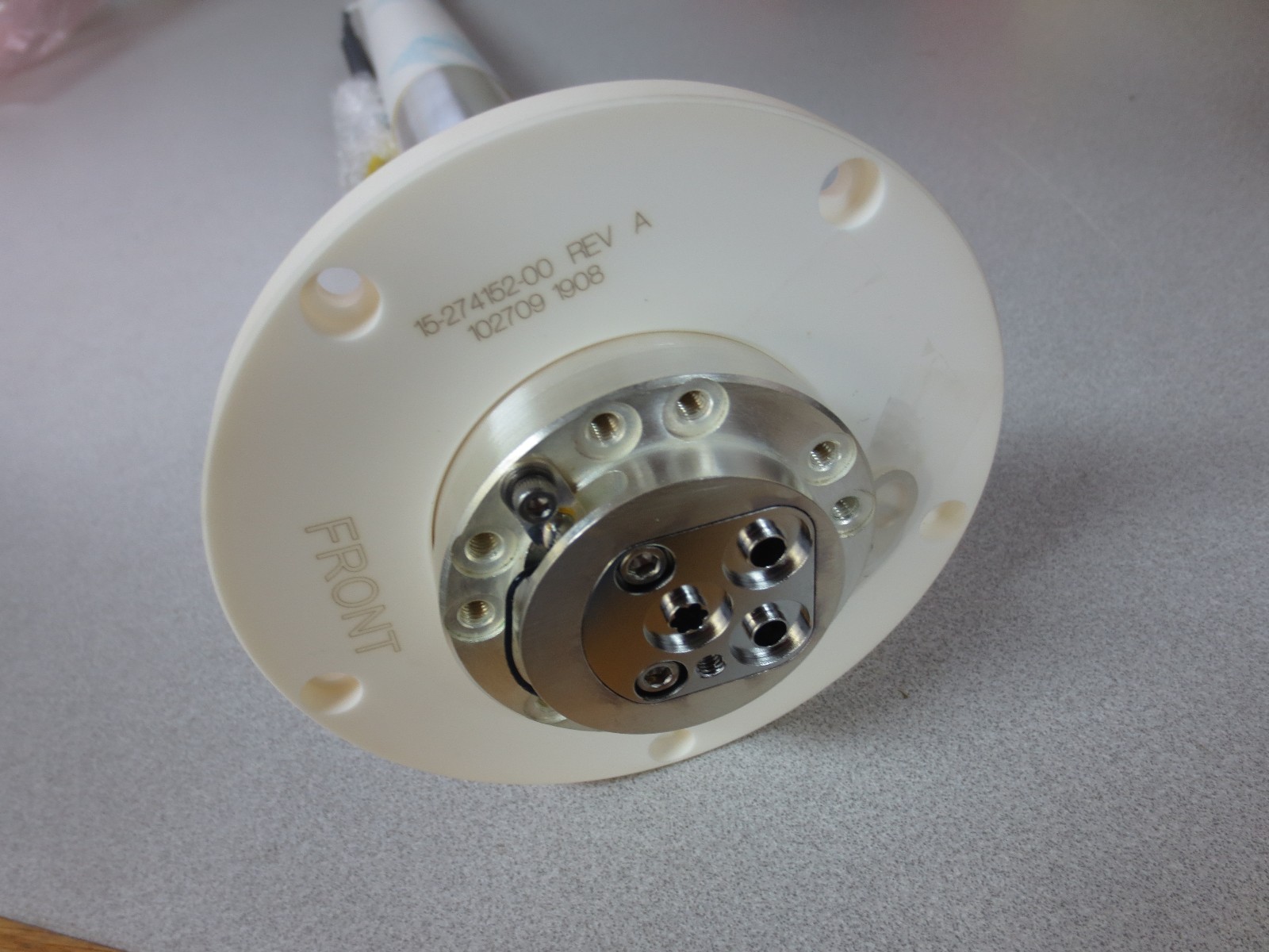 NOVELLUS 02-388264-00 – GAS VACUUM TUBE w/ CENTERING RING – 16-126002-01 NEW