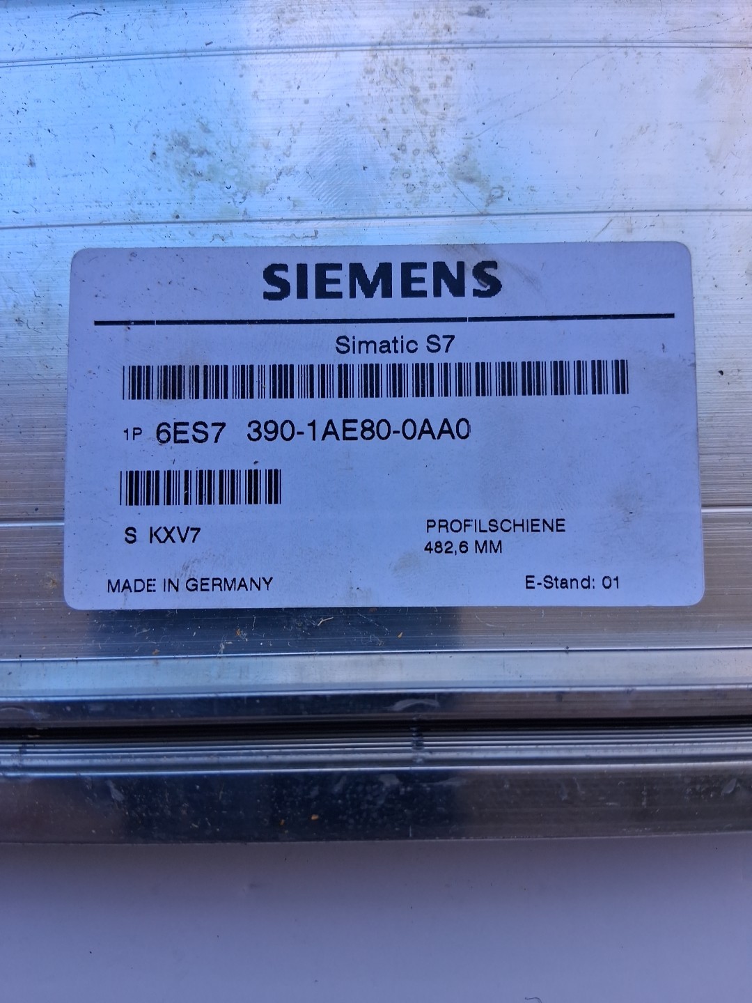SIEMENS 6ES7 390-1AE80-0AA0 SIMATIC 7 MOUNTING BRACKET