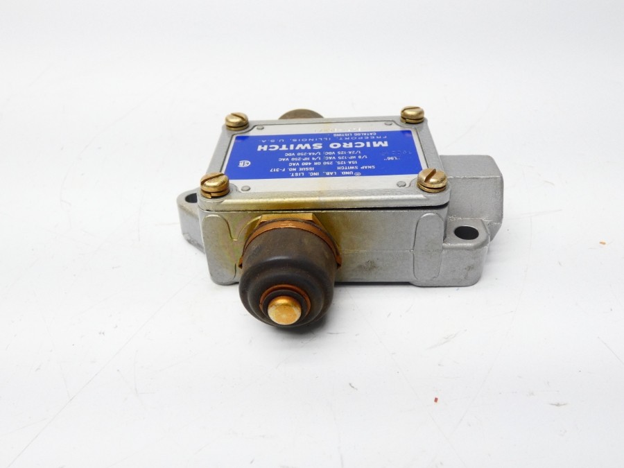MICRO SWITCH BAF1-3CNX1 480VAC 15A (GREY) NSNP