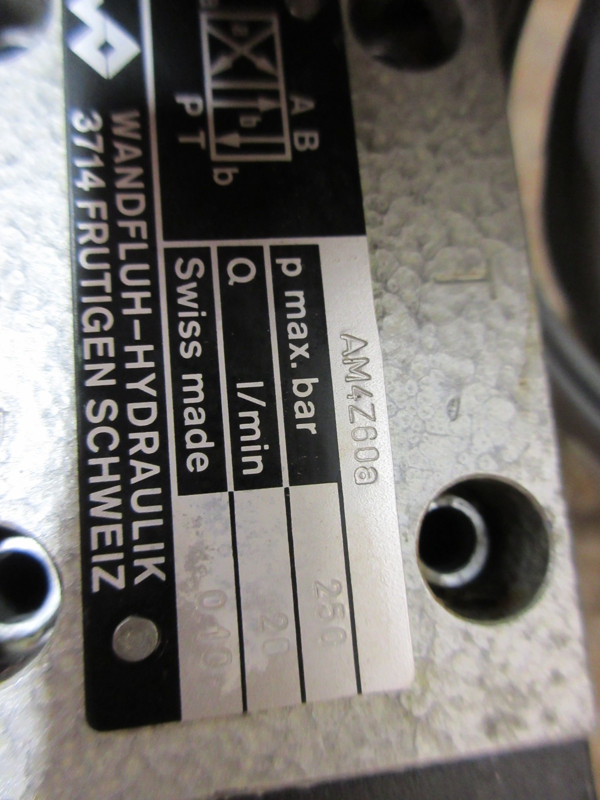 WANDFLUH-HYDRAULIK SOLENOID VALVE AM4Z60A LOT OF 3 PIECES