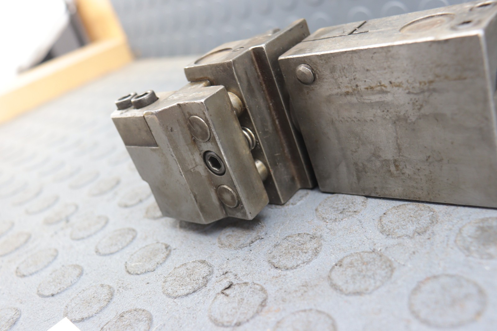 SLATER TOOL SLITTER SHAVE TOOL HEAD SCREW MACHINE 62-69H LOC8268