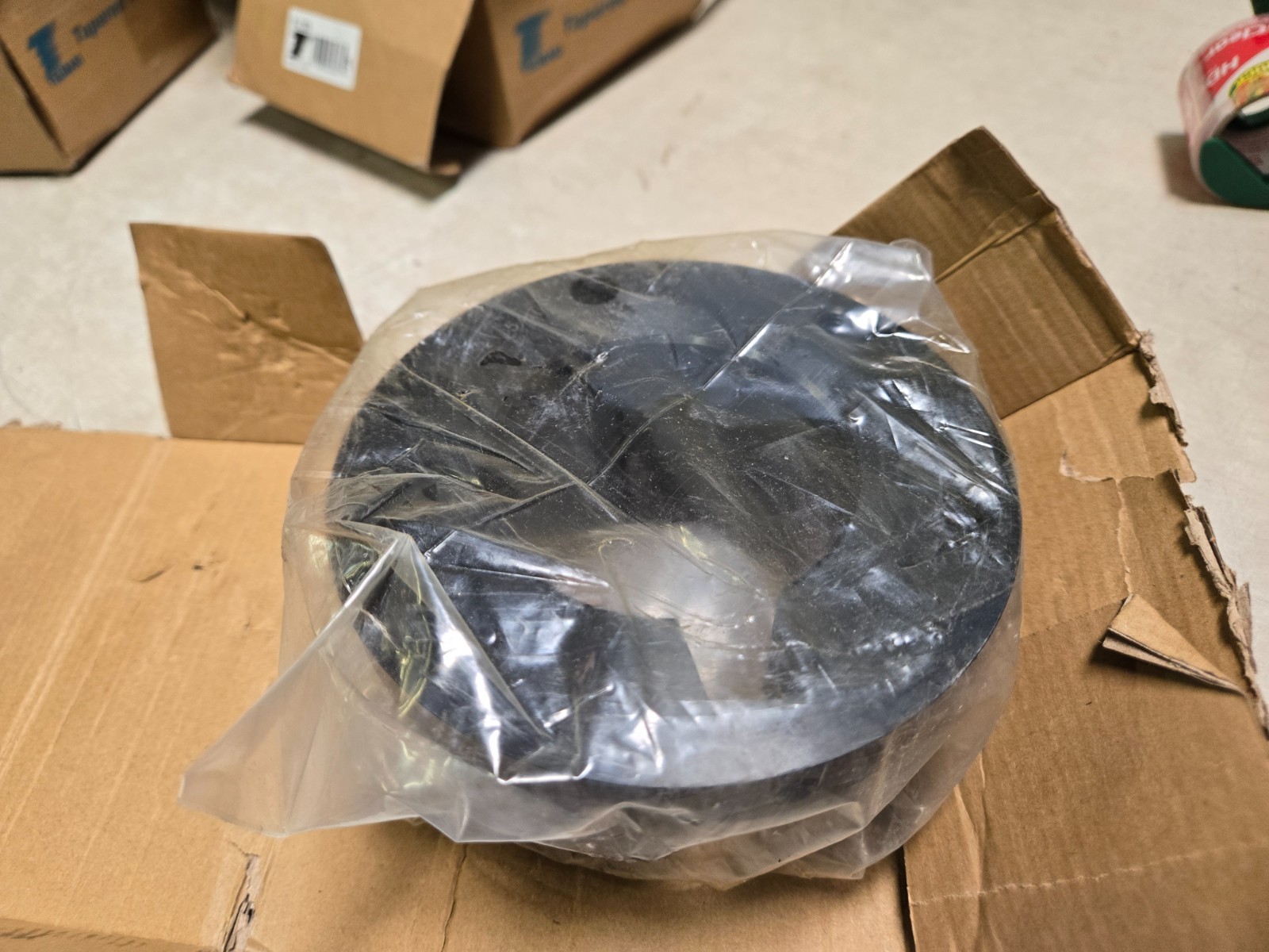 New Open Box US Tsubaki 2-15/16 Sprocket Bushing r1-2