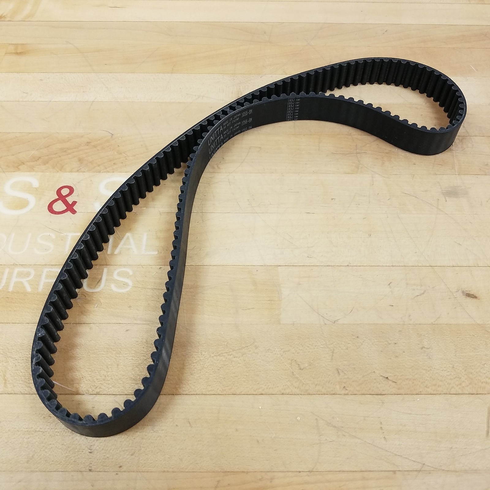 Unitta 1056-8M Timing Belt, 1056mm Diameter Nominal, 25mm Wide – NEW