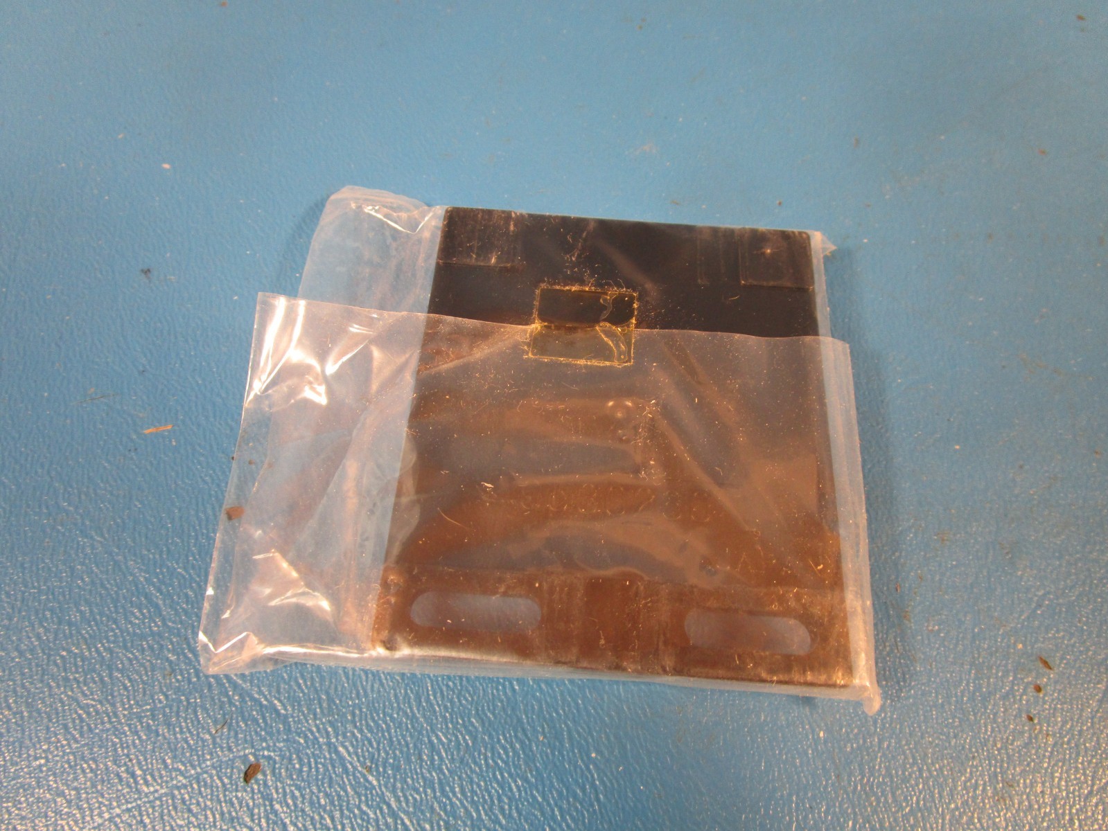 Sick WL100-P1439 Photoelectric Retro-Reflective Sensor
