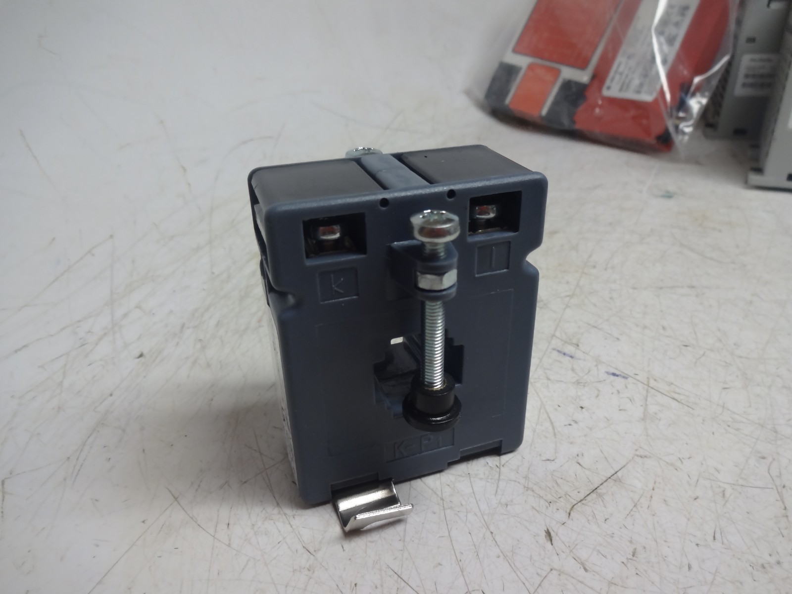 Siemens 4NC5112-2CB21 Current Transformer 50/5A 1.2VA Class 1,0 50/60Hz