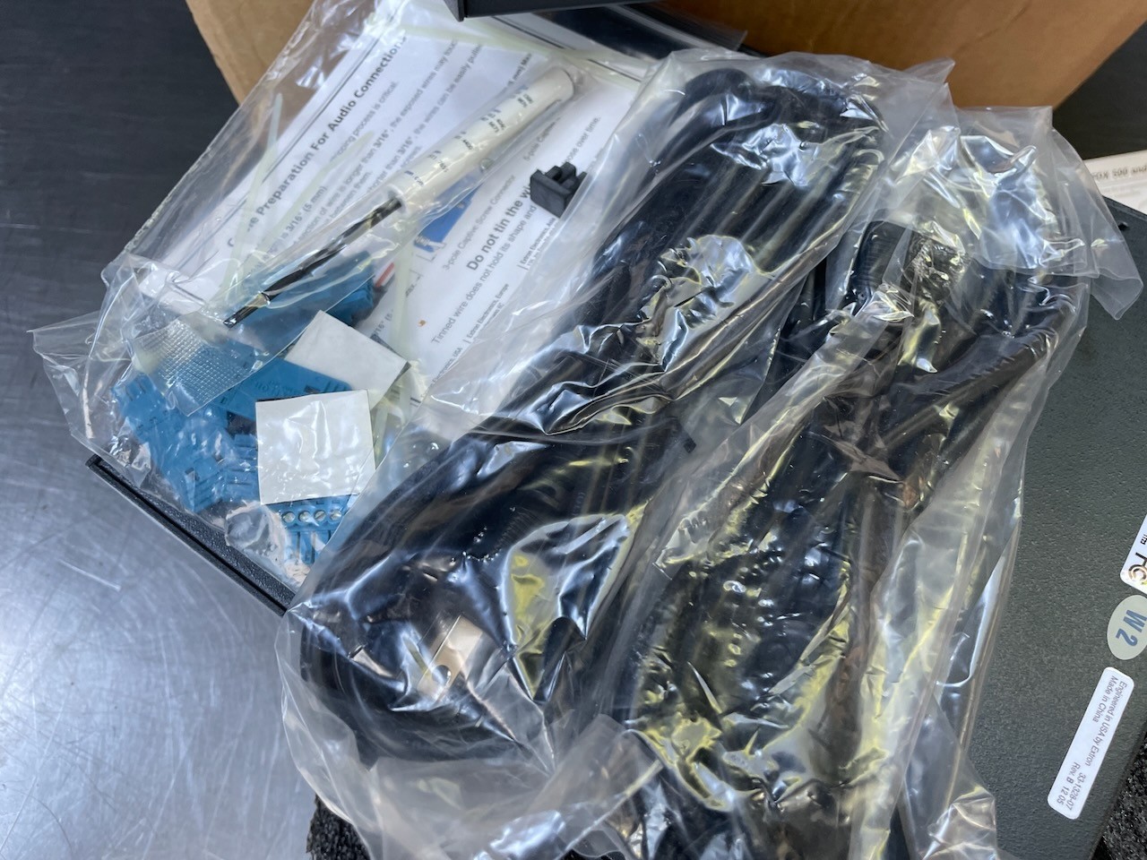 Extron Electronics Fox 500 Tx & Rx Fiber Optic Transmitter with Accessories NIB