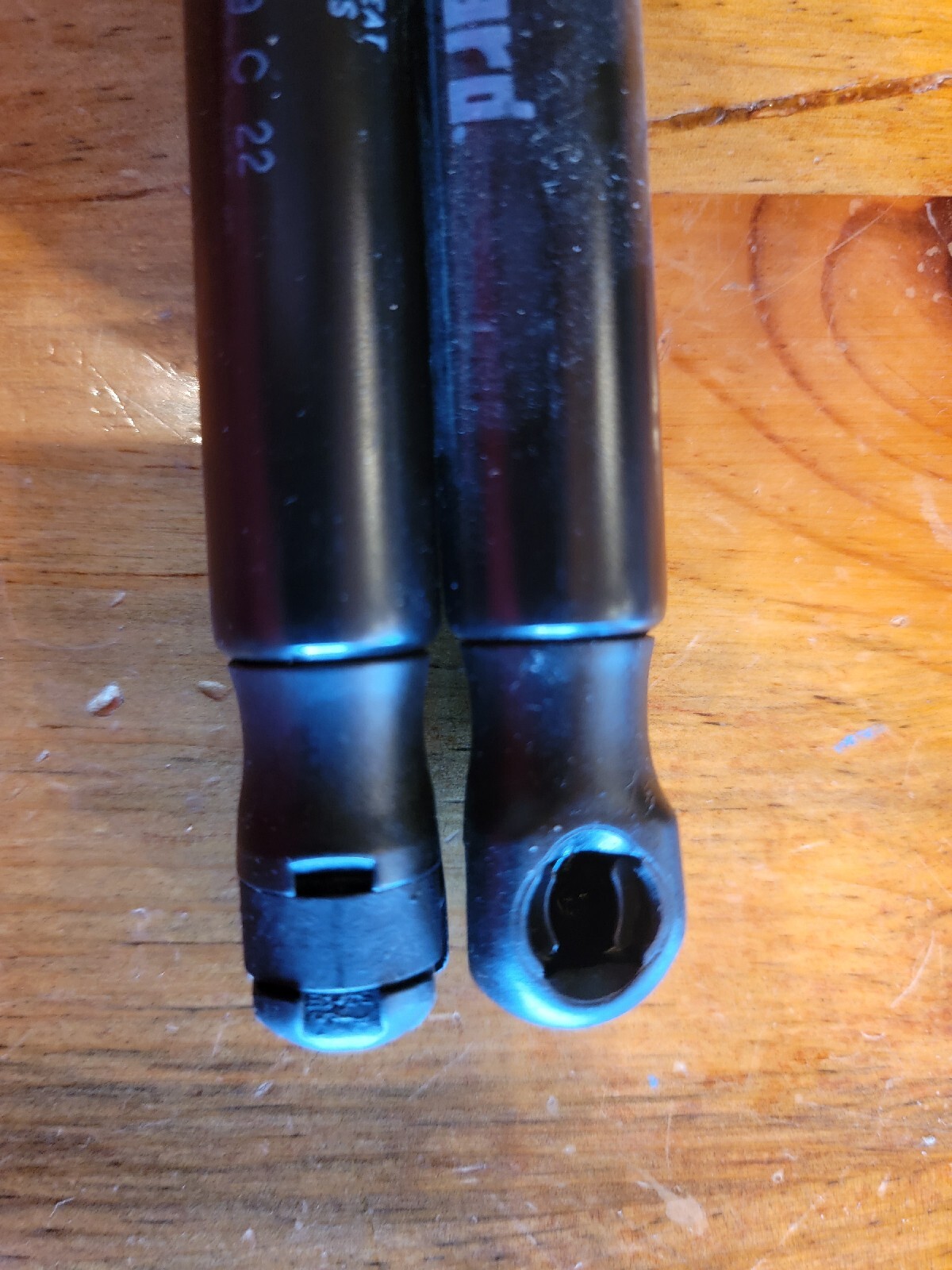 Weather Guard 7474IL 7248-2PK Replace Gas Spring for 116-3, -5, R-116 and prior.