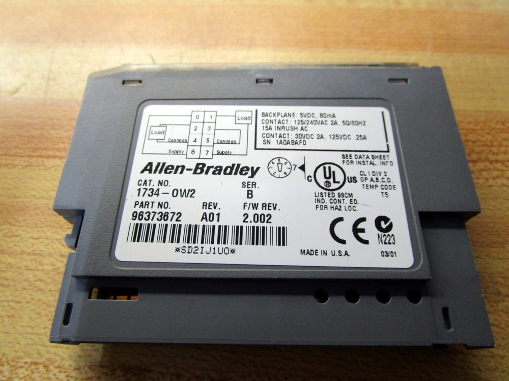Allen Bradley 1734-OW2 Digital I/O Module 17340W2 PN-96373672/Series B