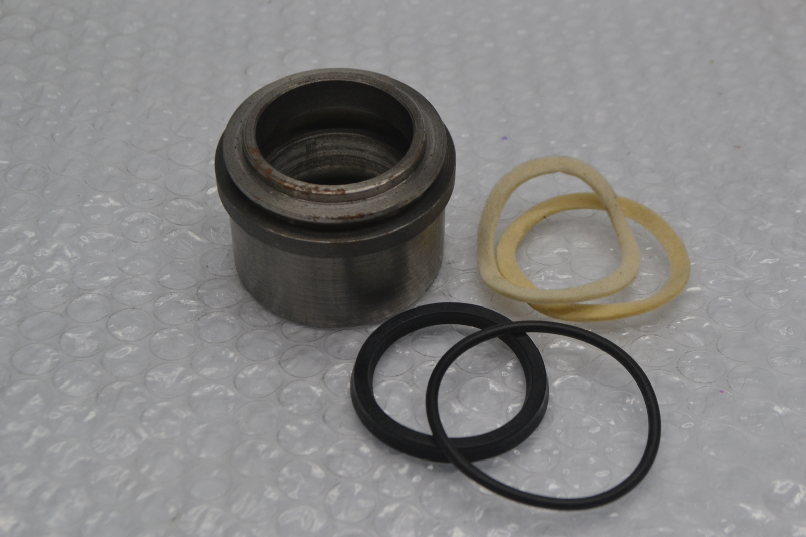 INDUSTRIAL SPARE 190428014 1-3/8″ GUIDE ASSEMBLY NSNP