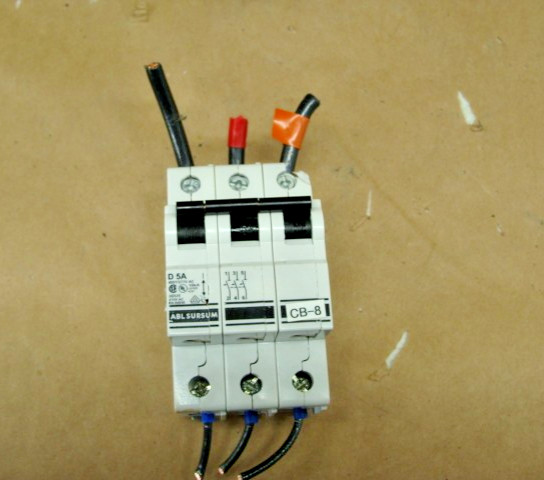 LOT OF 2 ABL SURSUM CIRCUIT BREAKERS D5A 3 POLE 5A 480Y/277VAC 10kA