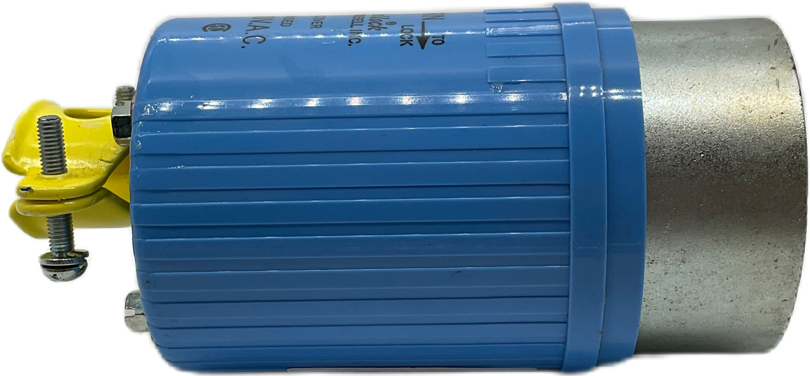Hubbellock Steel Cover Grounded 60A 600VAC Plug Blue