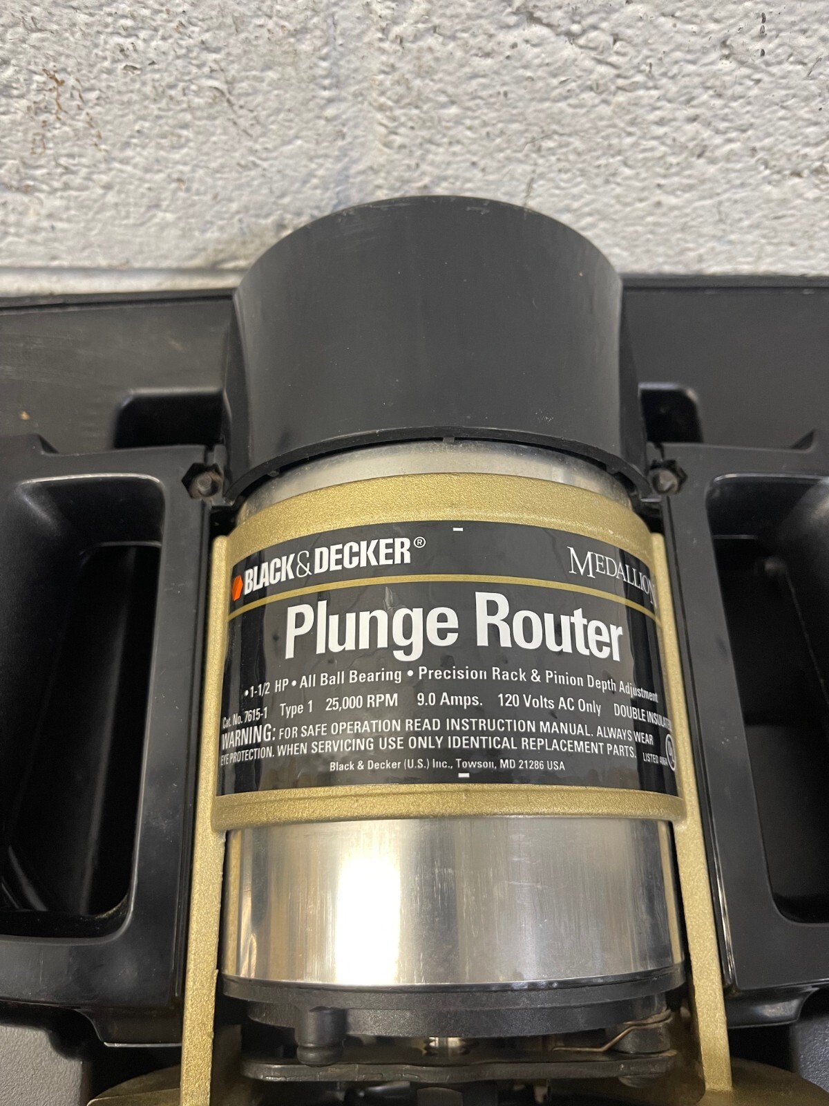 Black & Decker 7615-1 Medallion Plunge Router 1-1/2HP Type 1, 9.0A 25000RPM 120V