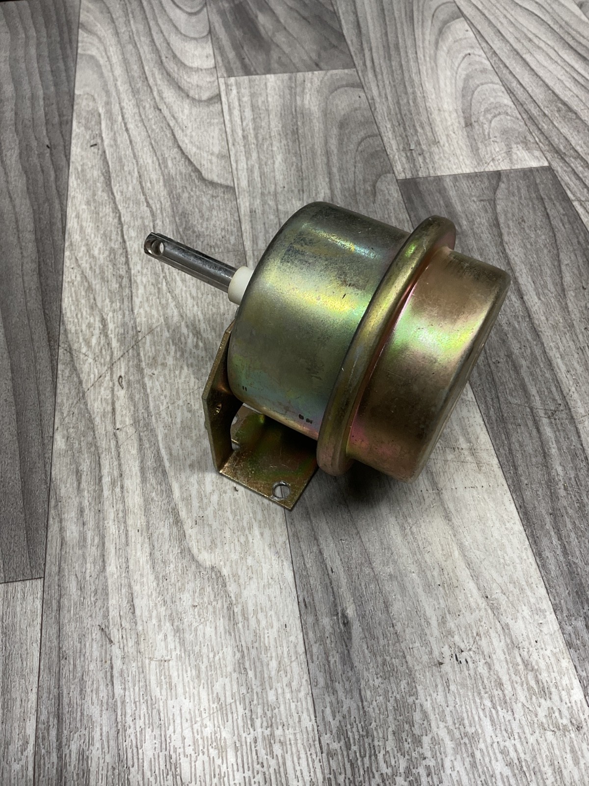 KMC Controls MCP-80313100 Damper Actuator Bronze Bushing Metal #4014F150SI