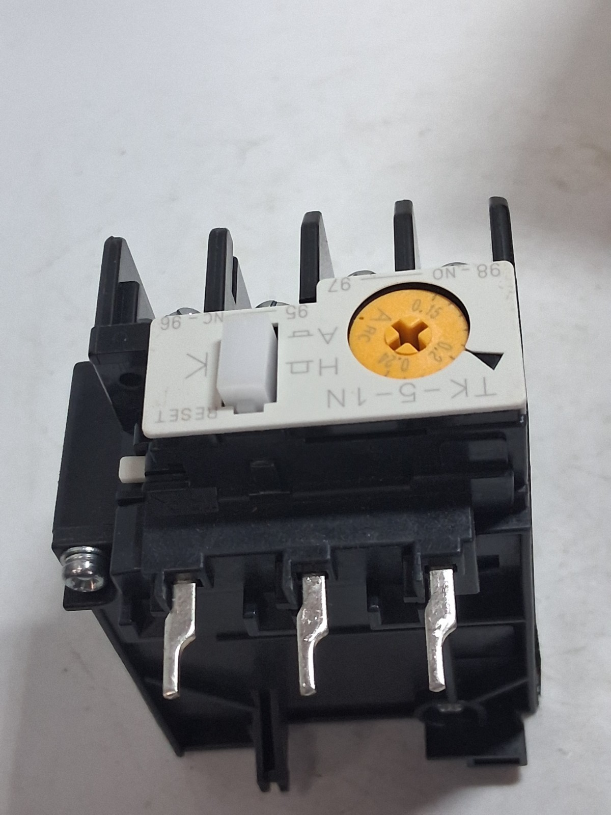 FUJI 872C-A5N18-N3 THERMAL OVERLOAD RELAY 0.15-0.24A NIB
