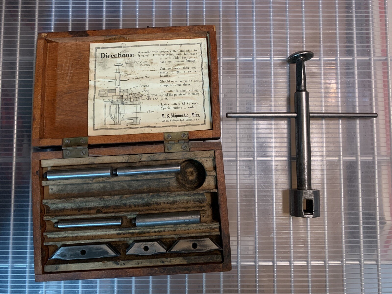 Vintage Skinner Company Wooden Tool Case – Motor Valve Resetter Tools