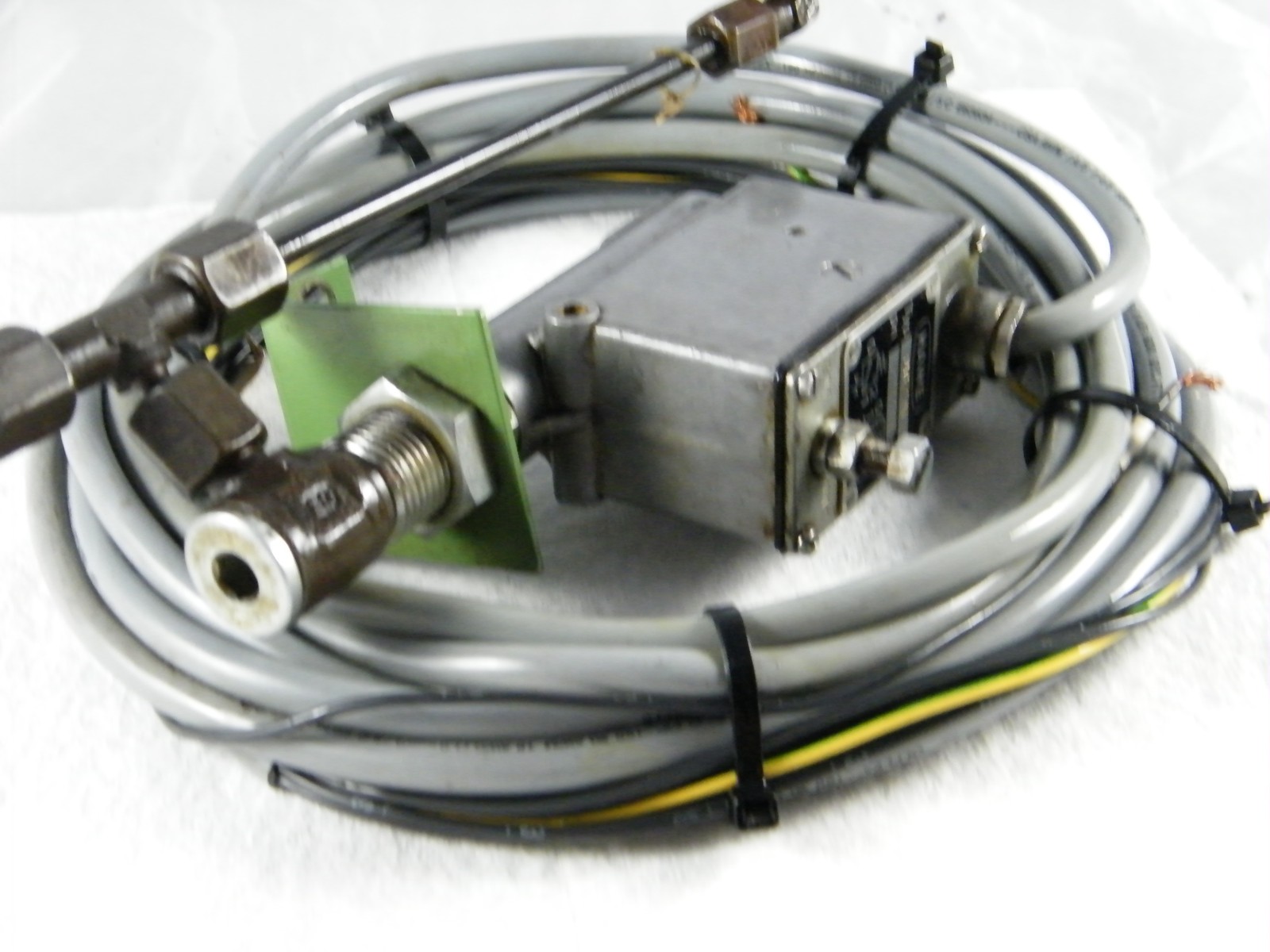MAHO MHC700 4-AXIS CNC MACHINE ~ 4 LEAD POWER CABLE WITH HAWE DG2M HYDRAULIC VAL