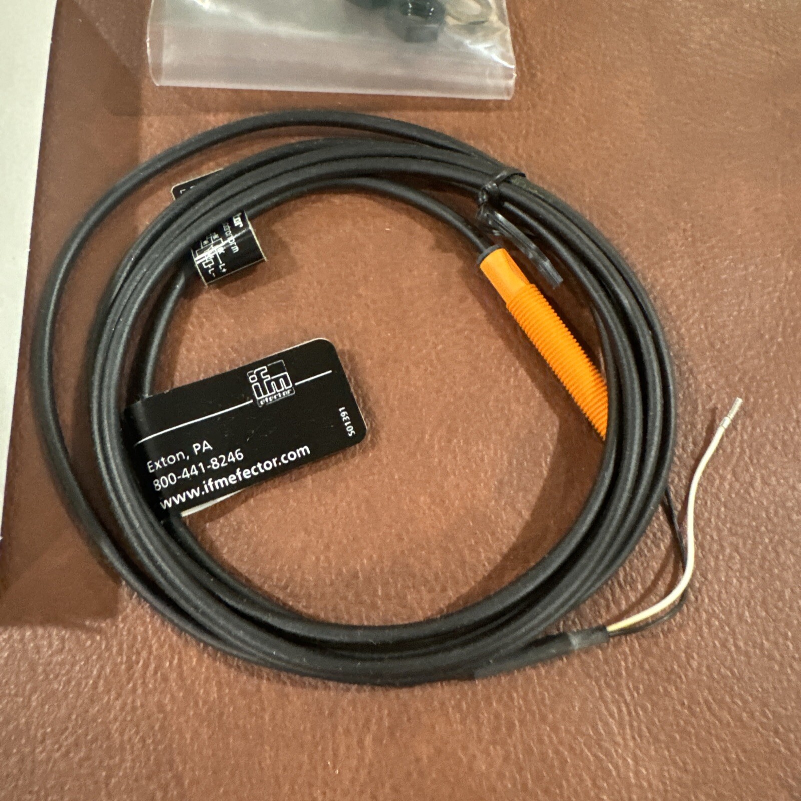 IFM EFECTOR IE-2002-FROG INDUCTIVE SENSOR IE5202, 2M CABLE LENTH #JB-G2-2