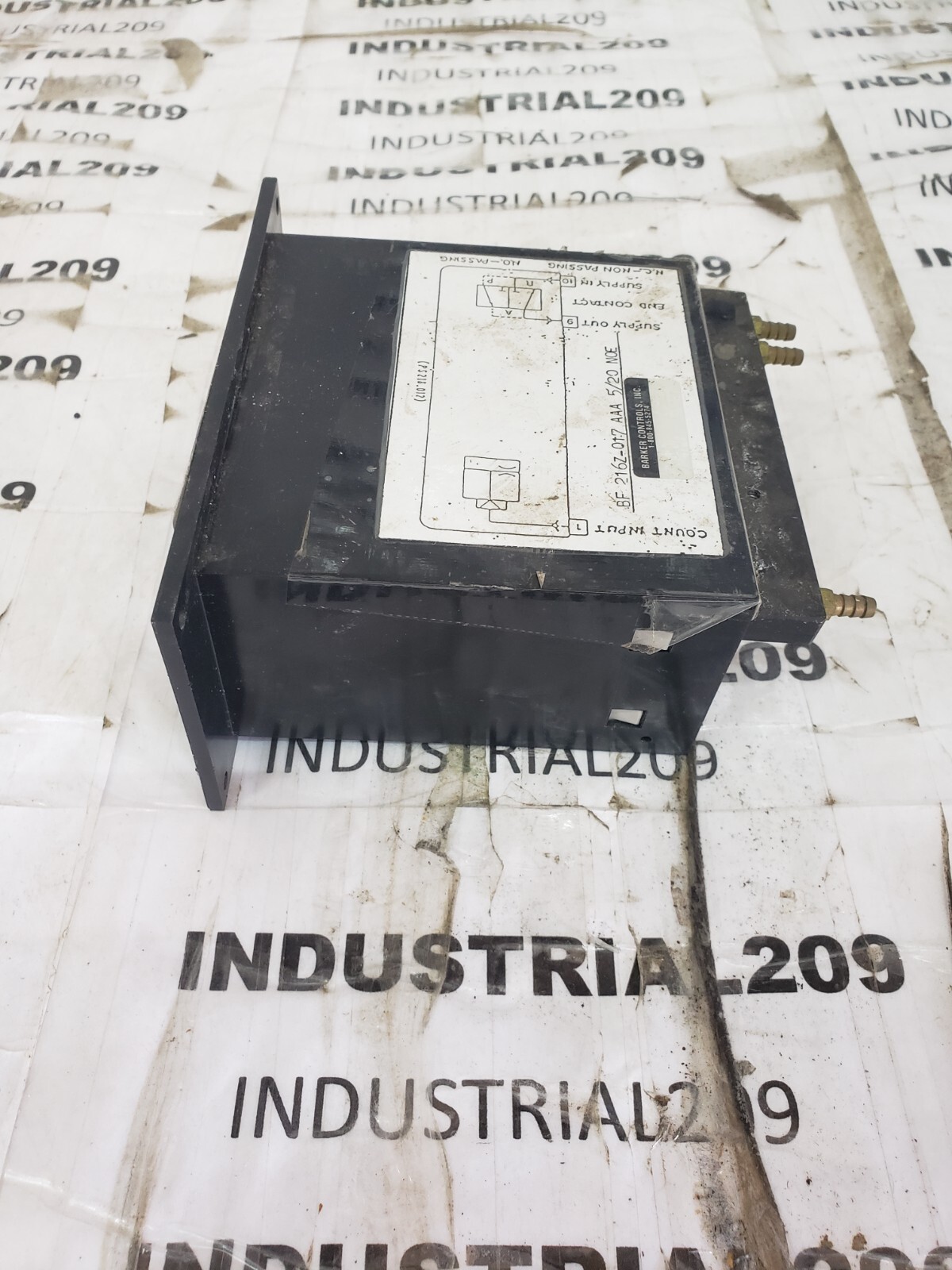 BARKER CONTROLS BF 216Z-017AAA 5/20 N0E COUNTER /TOTALYZER