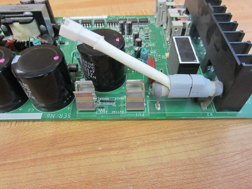 Yaskawa ETP615023 PCB Gate Drive Bd 230V 0.7kW G5/P5 YPCT311781D